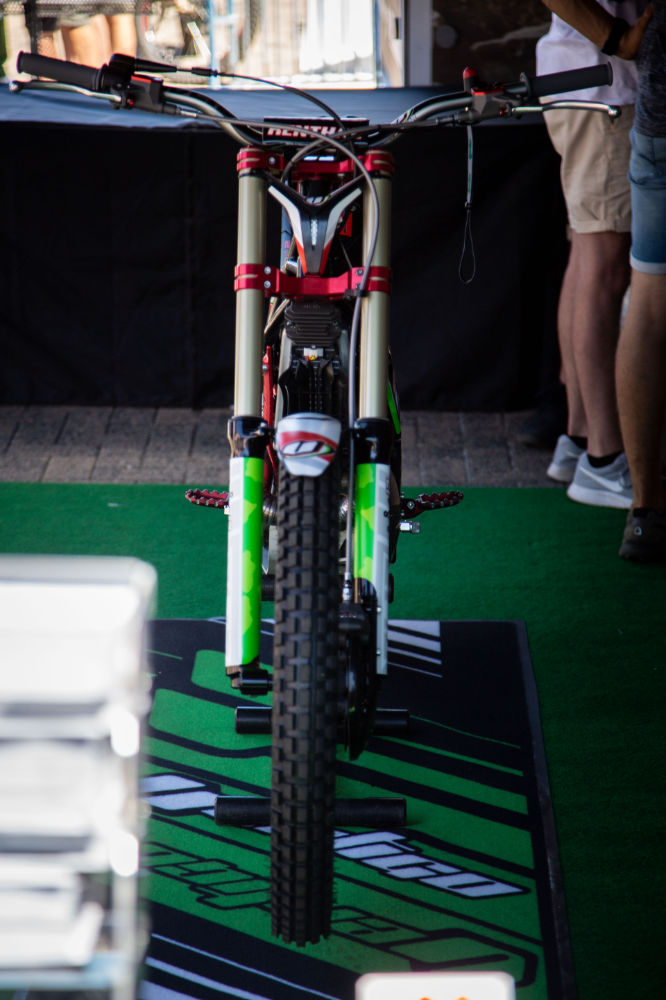 Dougie Lampkin Replica