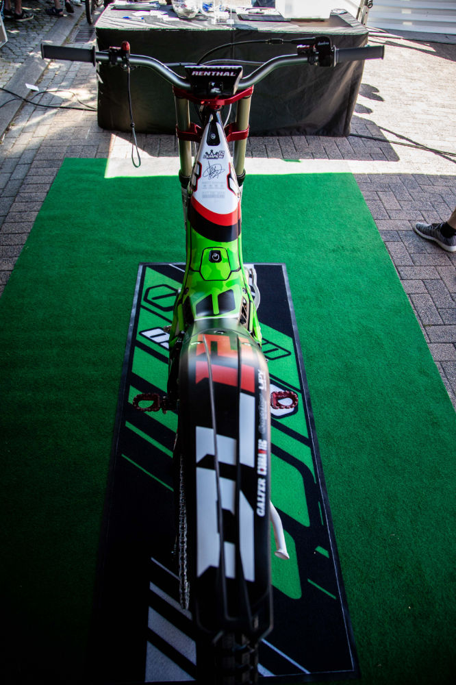 Dougie Lampkin Replica