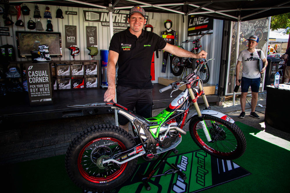 Dougie Lampkin Replica